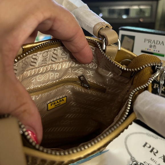 Gold Glitter Crossbody - Picture 11 of 16